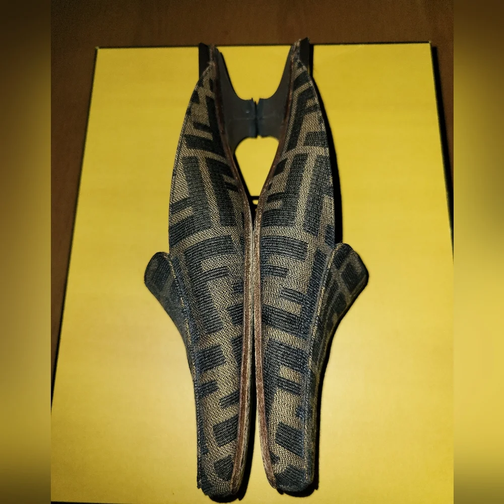 FENDI Zucca Mules w kitten heels, EU 37 - Picture 6 of 10